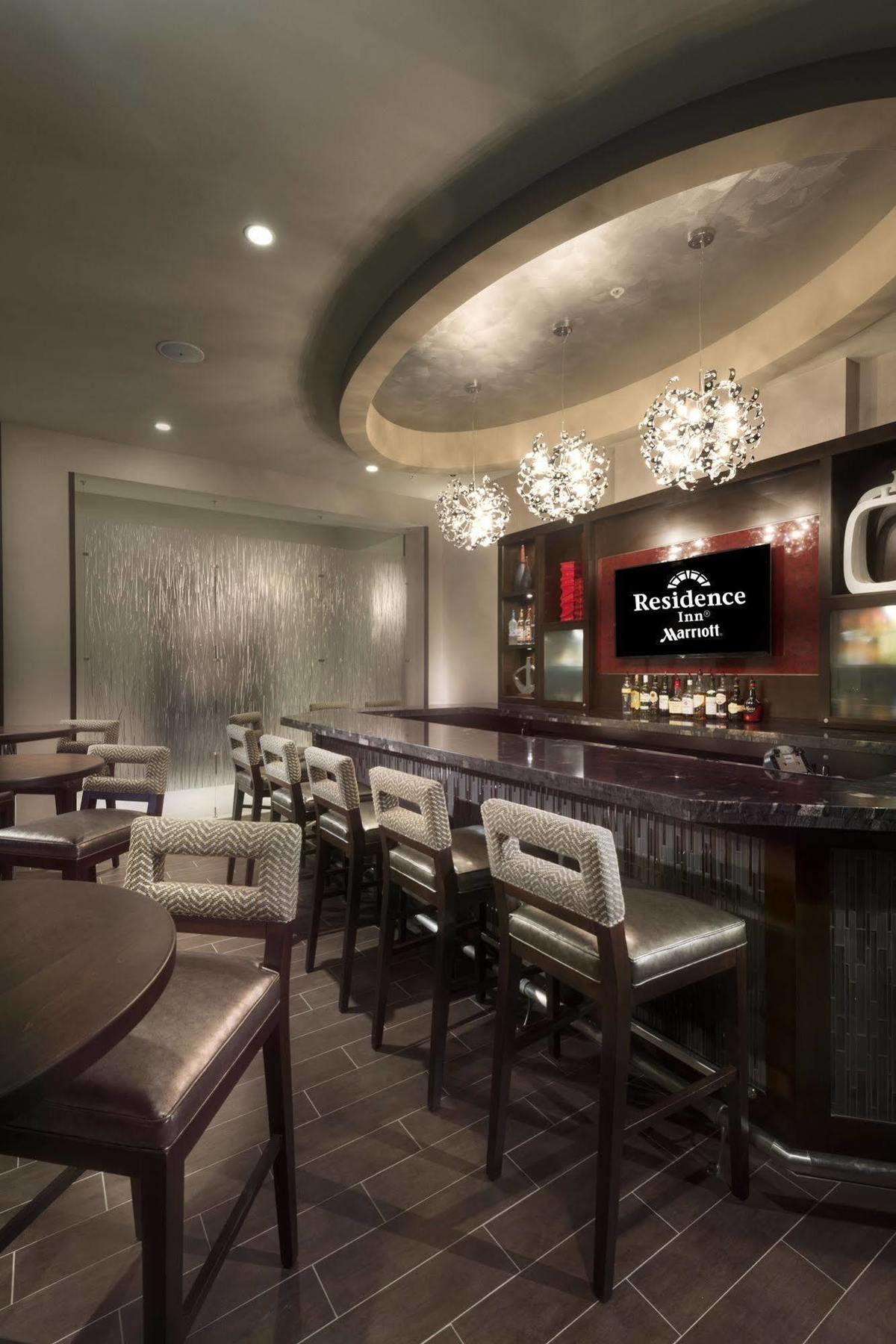 Residence Inn By Marriott Boston Нидем Экстерьер фото